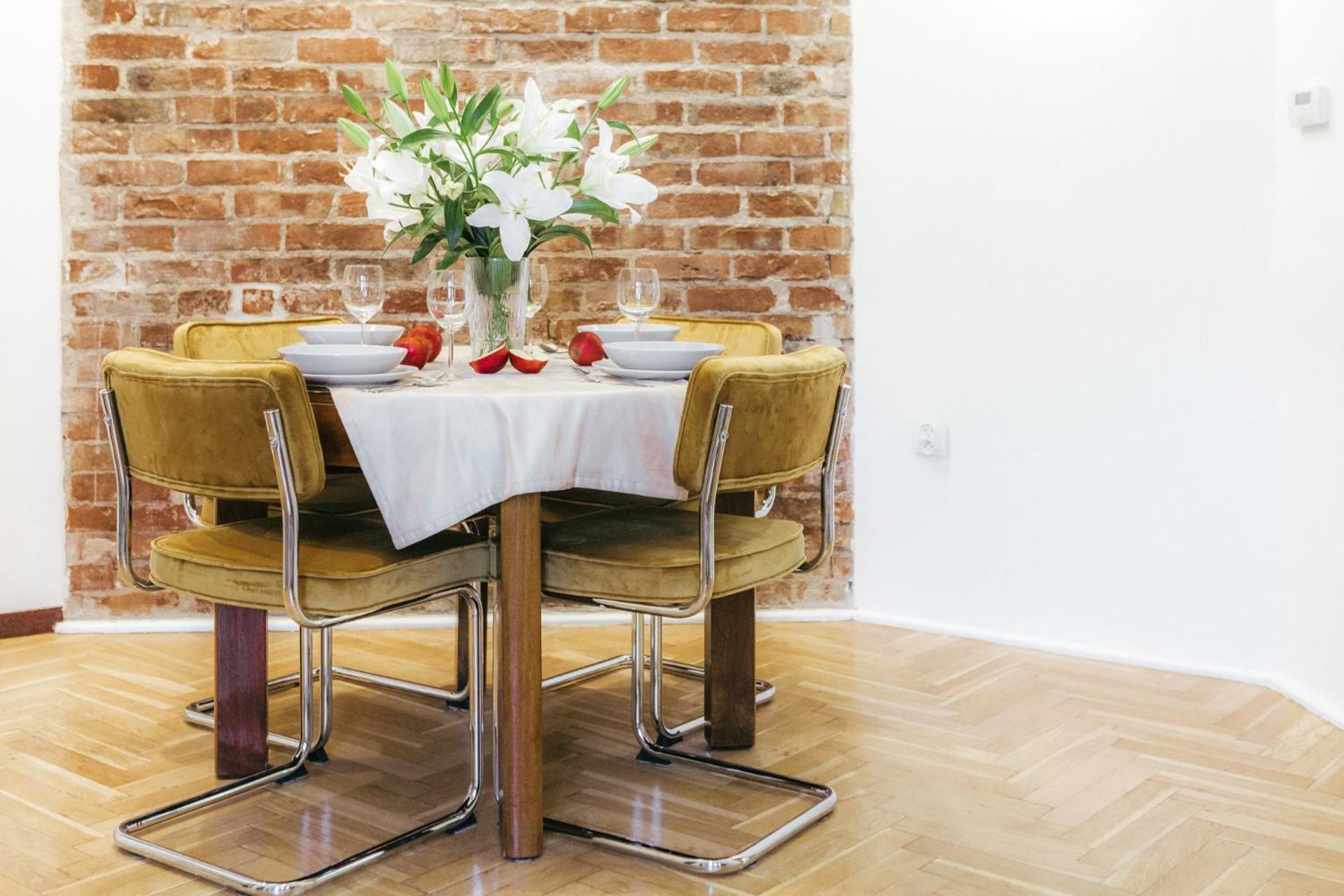 Apartament Oomph Vintage 2Br Gem Steps From Politechnika Warszawa Zewnętrze zdjęcie