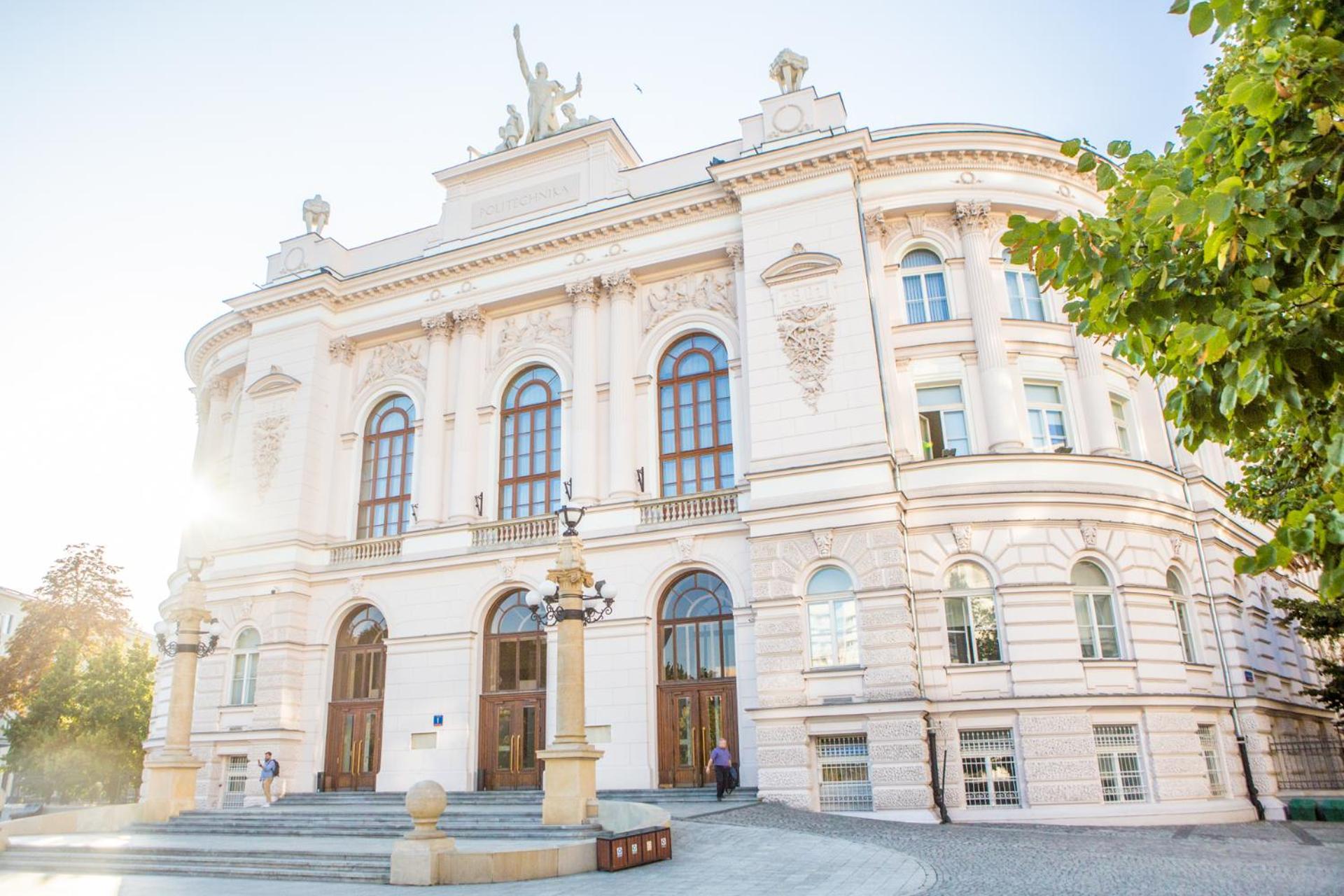 Apartament Oomph Vintage 2Br Gem Steps From Politechnika Warszawa Zewnętrze zdjęcie